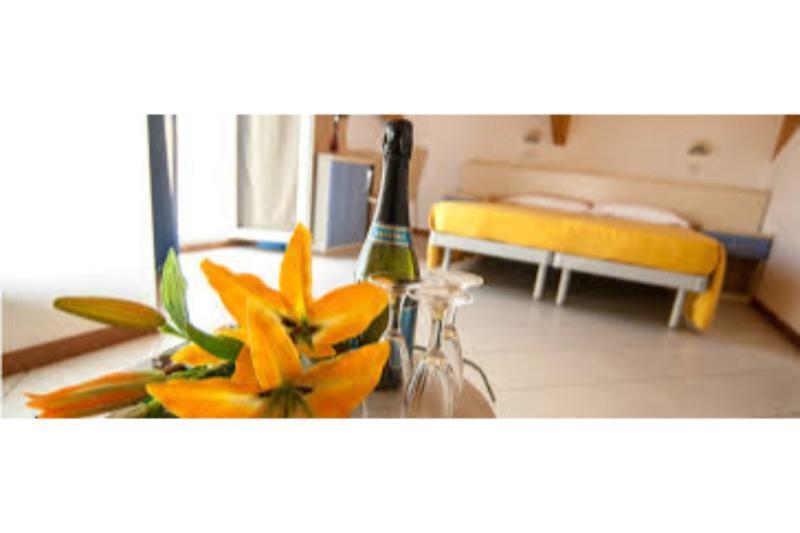 Hotel Merano 미사노아드리아티코 외부 사진